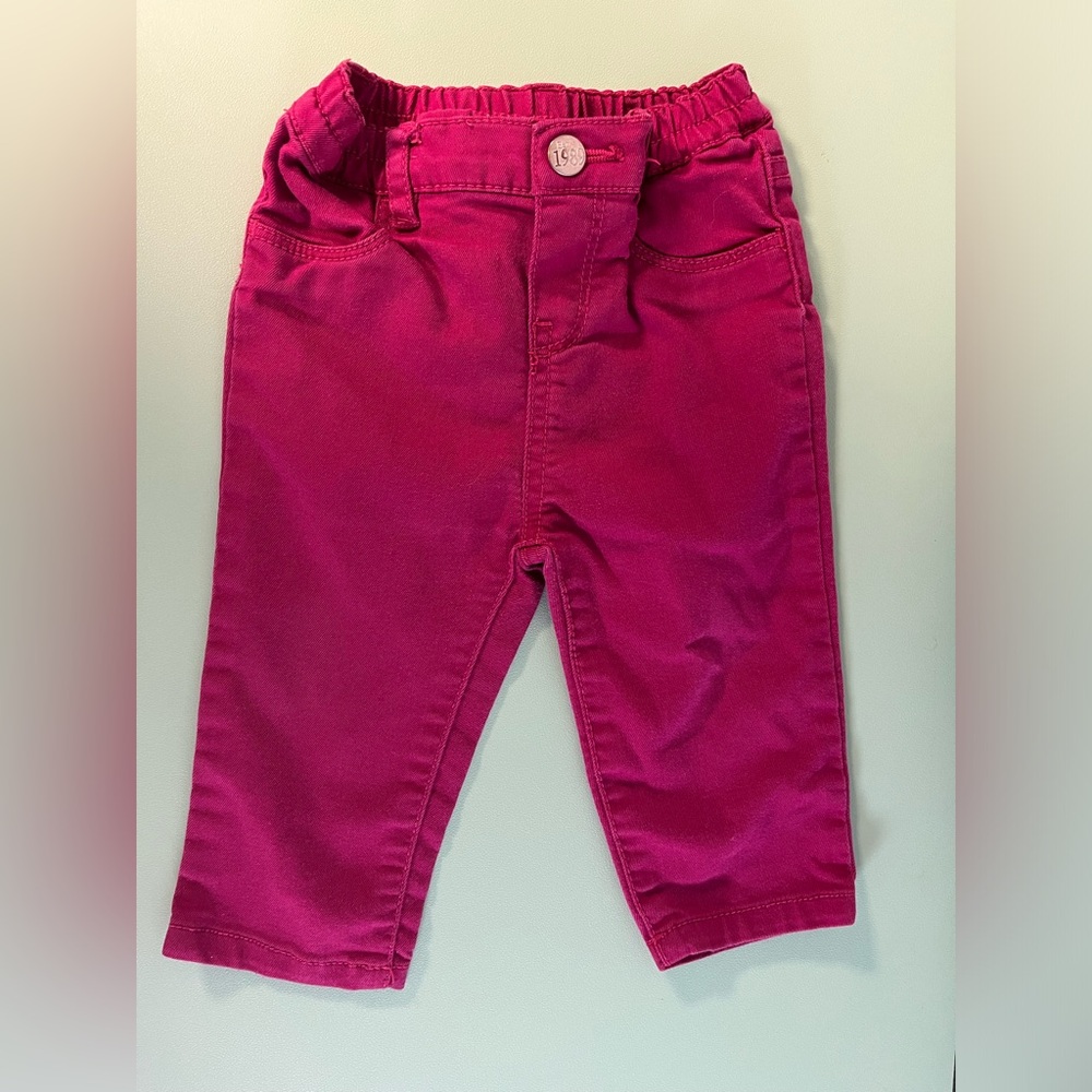 The Children’s Place Magenta Pink Jean Pants, Baby Girl Size 6-9 month